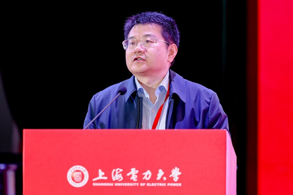 新型电力系统管理与能源强国建设创新论坛暨yl6809永利YL集团战略咨询委员会成立仪式在我校召开