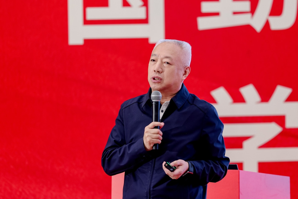新型电力系统管理与能源强国建设创新论坛暨yl6809永利YL集团战略咨询委员会成立仪式在我校召开